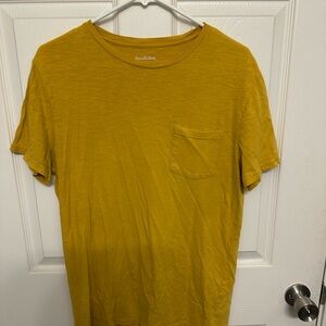 Goodfellow & Co Men's Yellow Short Sleeve Tee